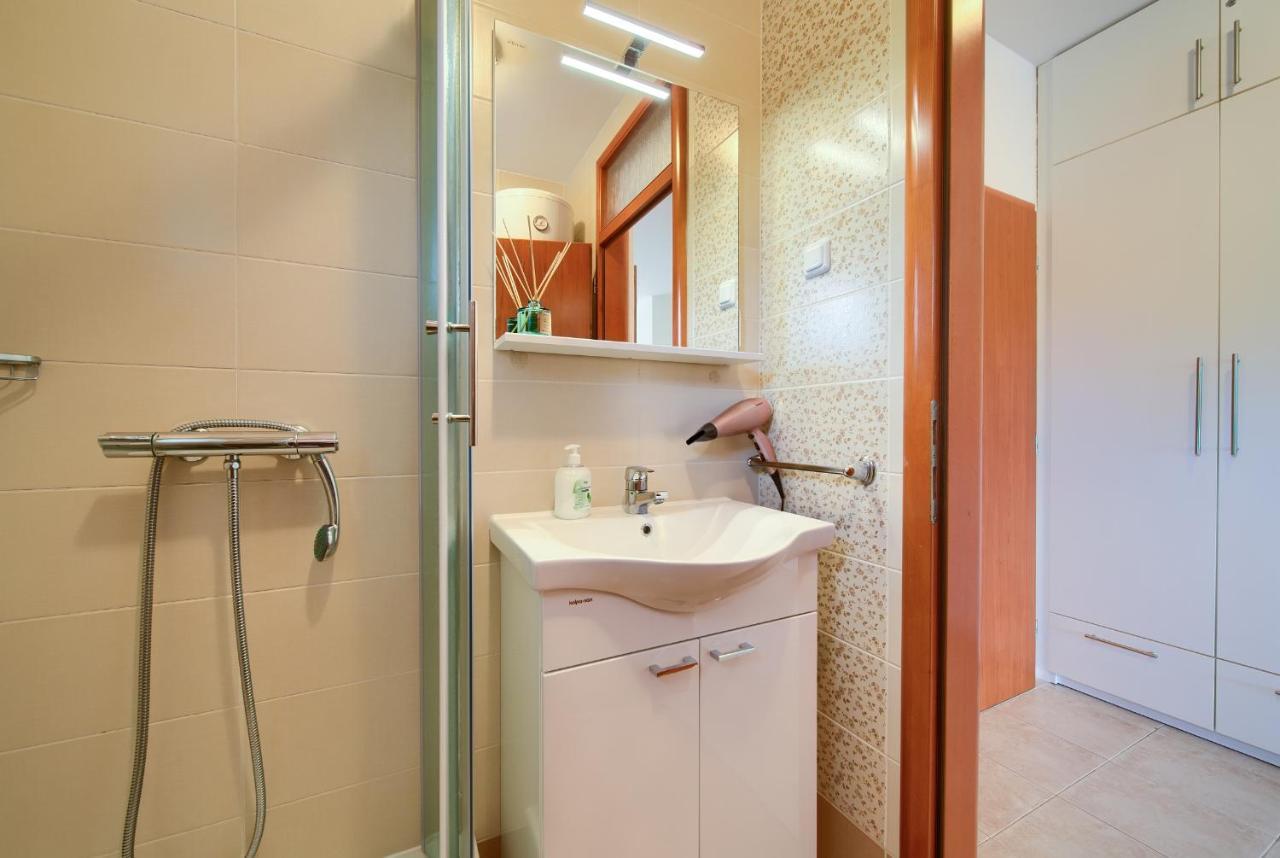 Apartments Ivica Krk Island Šilo Buitenkant foto