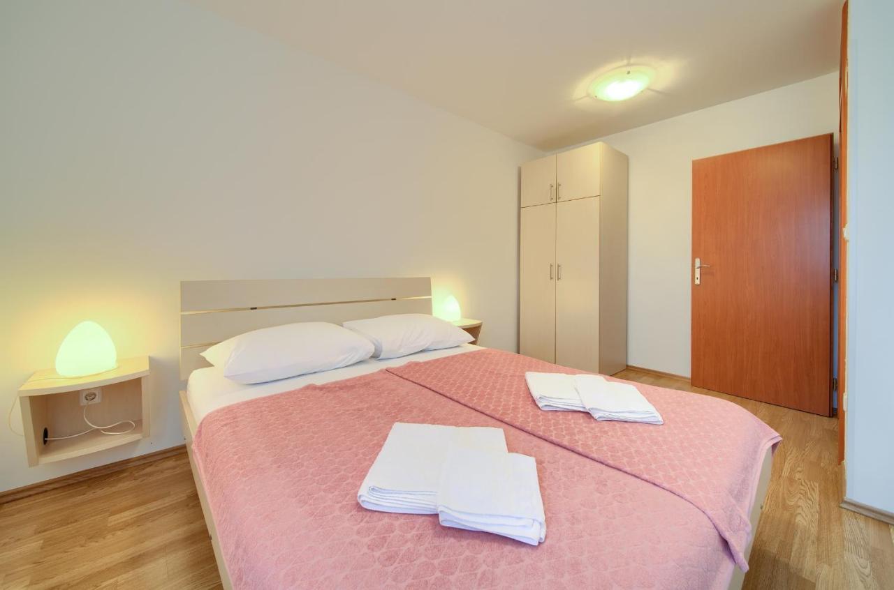 Apartments Ivica Krk Island Šilo Buitenkant foto