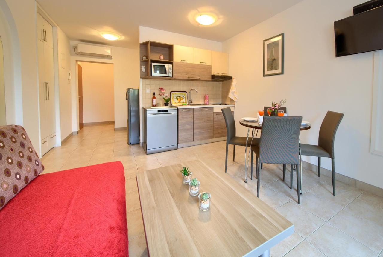 Apartments Ivica Krk Island Šilo Buitenkant foto